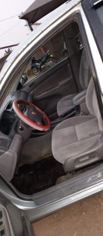A picture of Camry 04