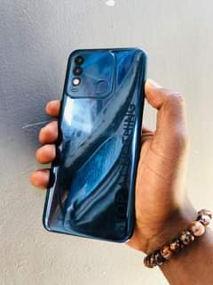 A picture of Tecno spark 8