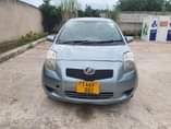 A picture of Toyota vitz new model Engine 4 pistons Piga 0742900945 au