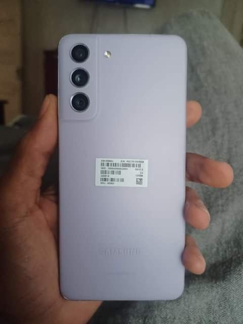 samsung s21