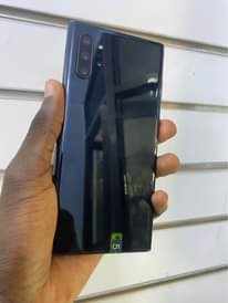 A picture of Samsung Note 10 plus 256gb storage 12gb ram 750k WhatsApp