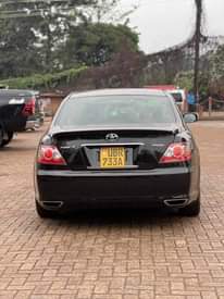 A picture of 2009 Toyota Mark X 2.5cc