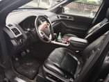 A picture of 2013 Ford explorer Ac chilling Perfect transmission Silent engine 4