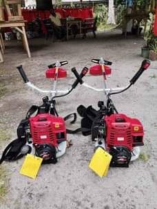 A picture of Weeding machine and brush cutter