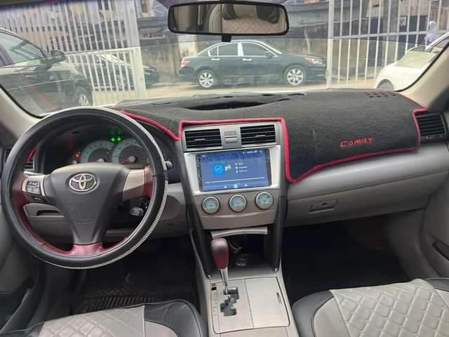 A picture of Toyota Camry available for sale 2009