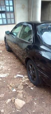 A picture of 2001 Toyota Camry V6