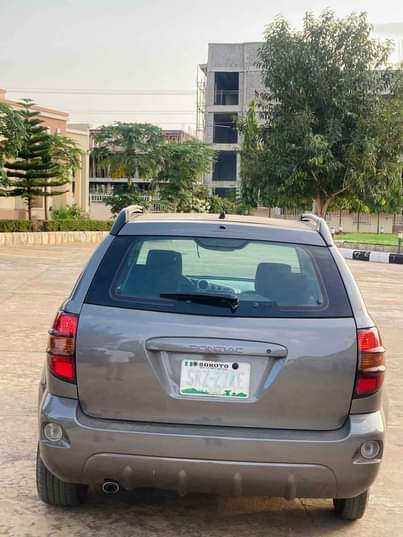 A picture of 2006 Vibe Pontiac for Urgent Sale