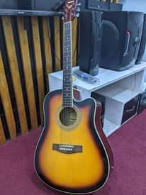 A picture of YAMAHA ACOUSTIC GUITAR
