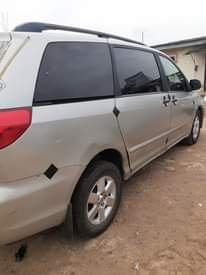 A picture of Barely used tokunbo Standard First Body Unbaked Unpainted Untouched Engine