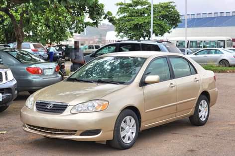 A picture of Toyota Corolla 2005