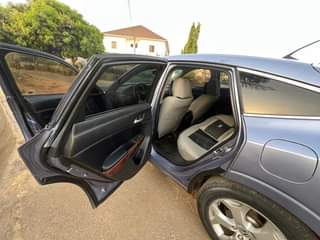 A picture of Clean Honda Crosstour