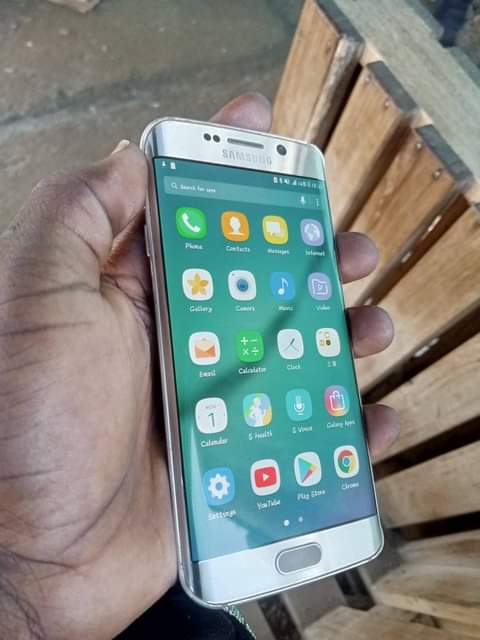 A picture of Samsung s6 edge