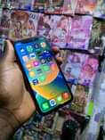 A picture of IPHONE XR