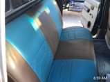 A picture of TOYOTA HILUX BEI 12m
