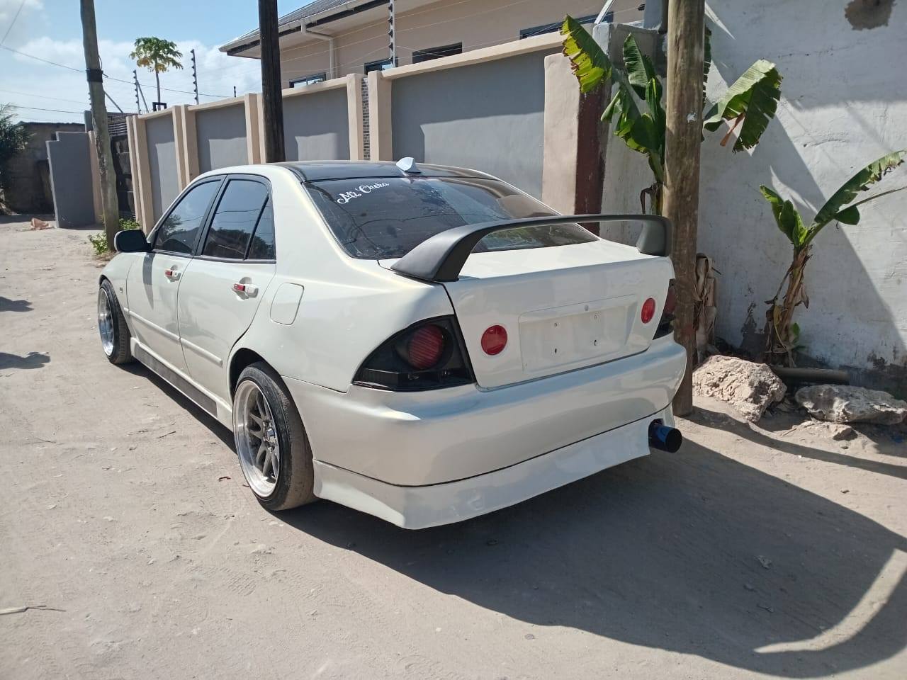 A picture of TOYOTA ALTEZA