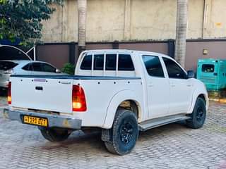 A picture of TOYOTA HILUX VIGO