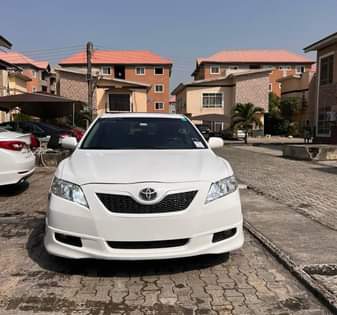 A picture of Toks 2008 Toyota Camry SE
