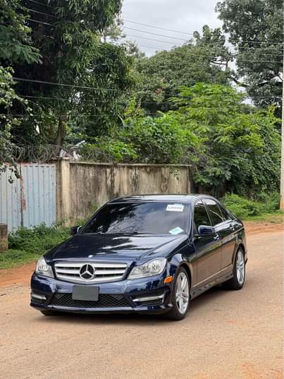 A picture of MERCEDES BENZ C300 2013