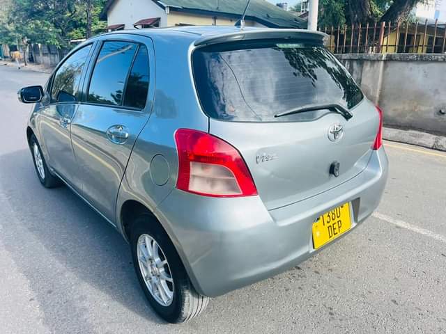A picture of Toyota vitz