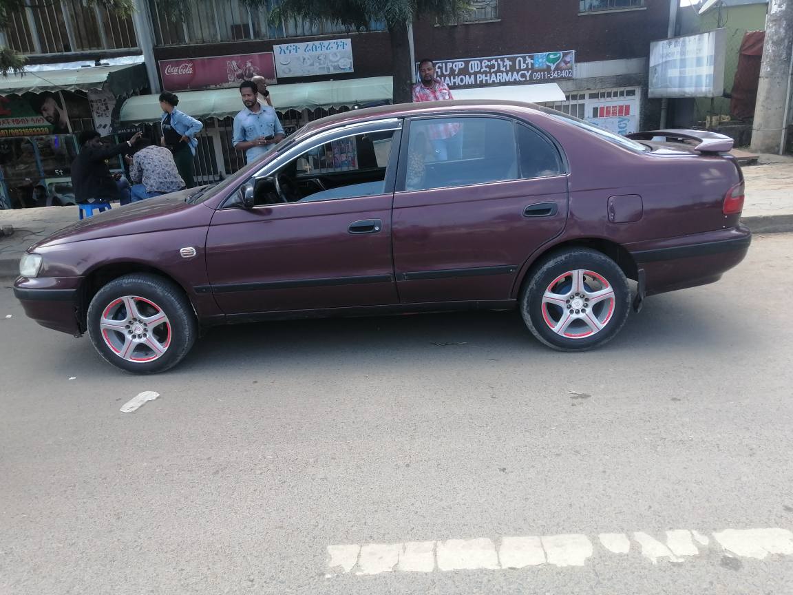 toyota carina