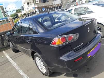 mitsubishi lancer
