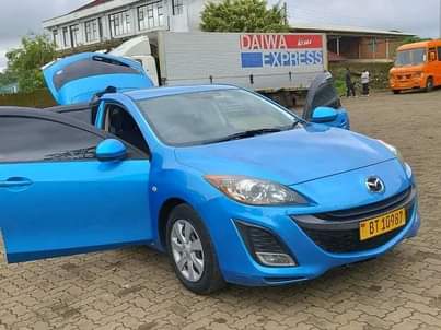 mazda axela