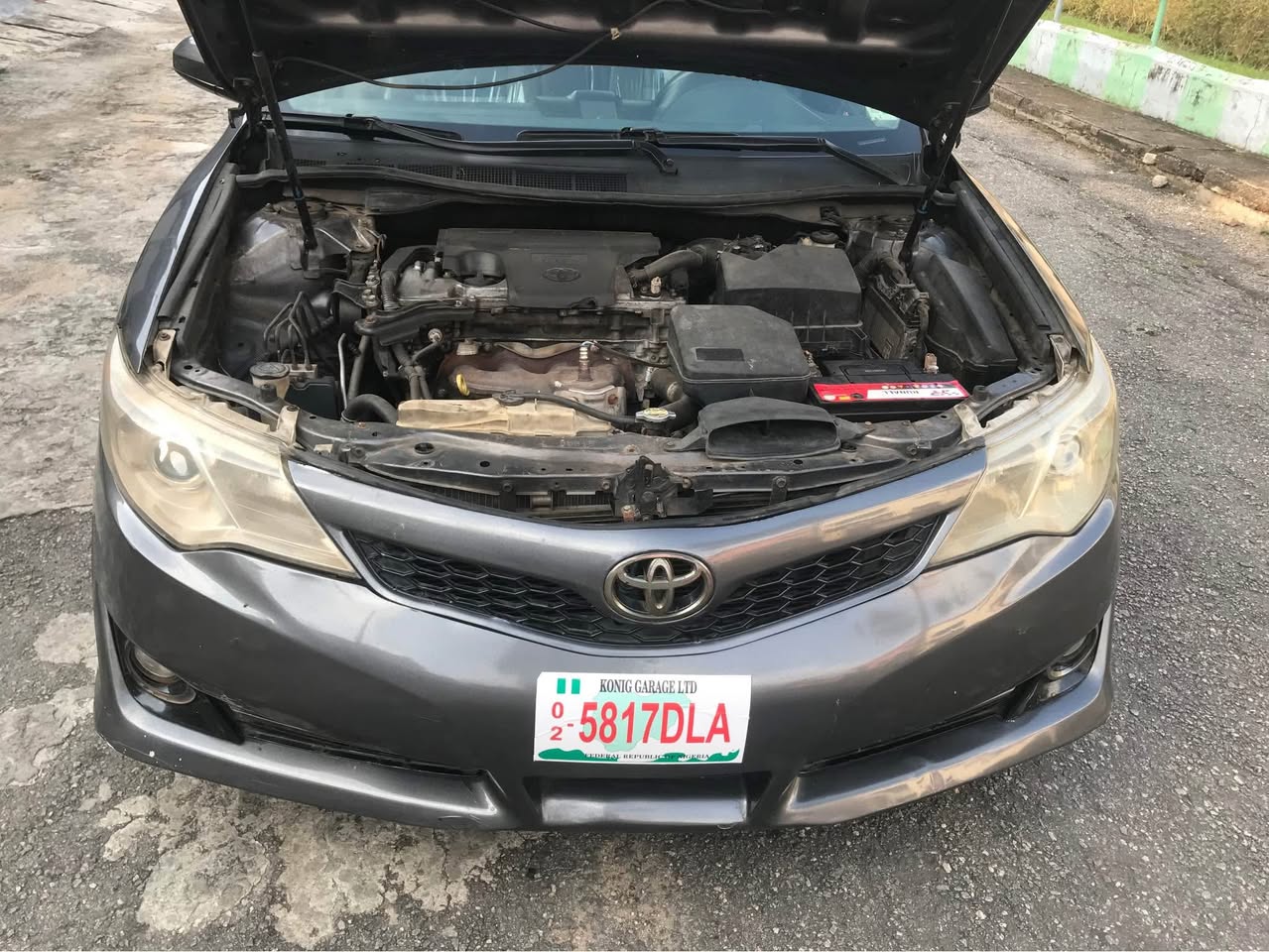 A picture of 2014 Toyota Camry used