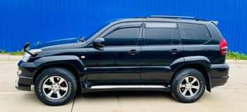 A picture of LAND CRUISER PRADO
