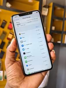 A picture of IPHONE 11 PRO MAX