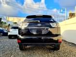A picture of model toyota crown arthlete