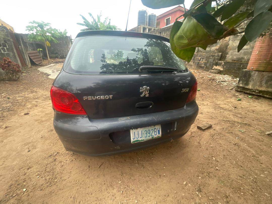 A picture of 2008 registered Peugeot manual transmission car is absolutely see and