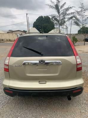 A picture of Super clean Honda CRV model 2009 with everything working perfectly
