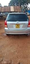 A picture of 2007 Japan Toyota wish