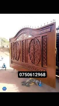 A picture of Gates