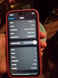A picture of IPhone 15 pro max Android version