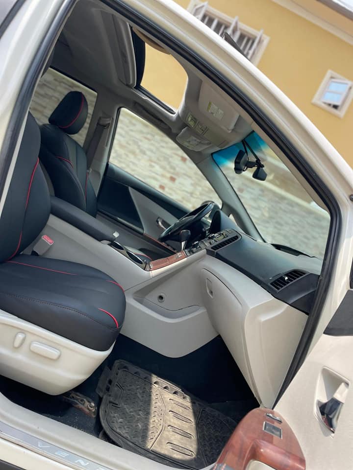 A picture of 2010 Toyota Venza