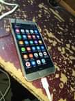 A picture of Samsung galaxy J4 at 180000