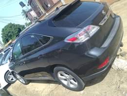 A picture of 2011 RX350 tokumbo accident free Price 21 5m Location Amuwo