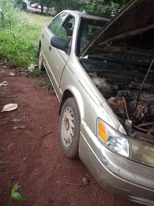 A picture of First body Toyota Camry tiny light 08060150502