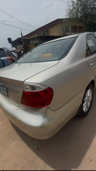 A picture of Toyota camry 2004