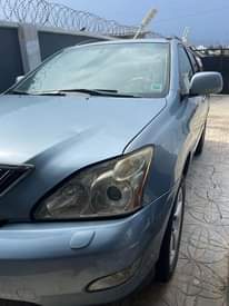 A picture of Lexus Rx330 2006