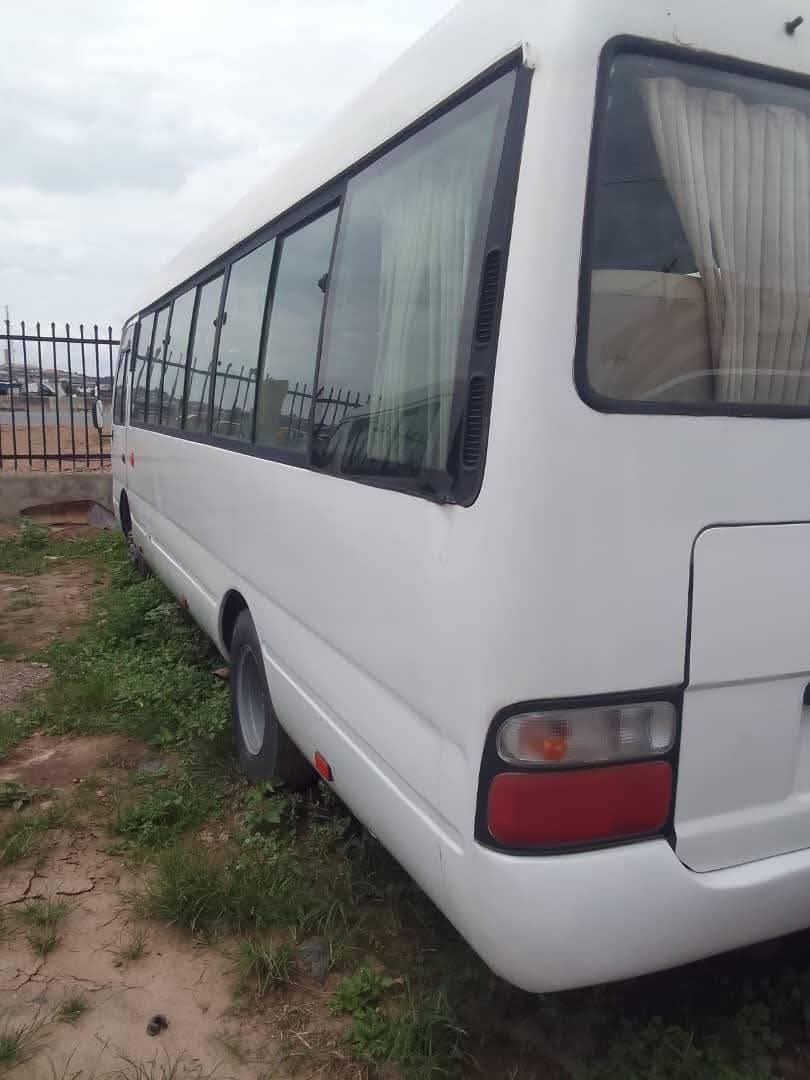 A picture of 2005 More inspection toyota coaster bus