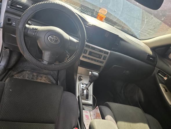 A picture of QUICK SALE CLEAN NIGERIAN USE TOYOTA COROLLA OBAMA 2006 MODEL