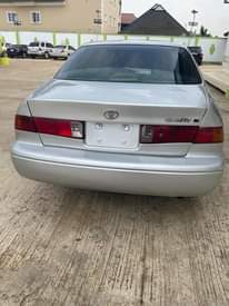 A picture of Toyota Camry 2001 Clean used