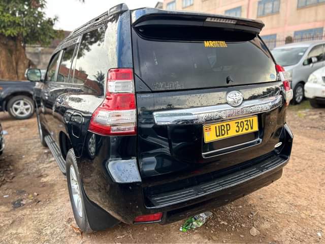 A picture of  140M Toyota Land Cruiser Prado model 2014 0705176582