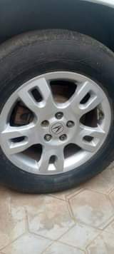 A picture of 17 Alloy wheels with tyres