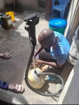 A picture of Pasi ya nguo za madukani