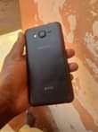 A picture of Samsung Galaxy J7 core. 2gb ram 4G internet good battery