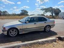 classifieds/cars bmw