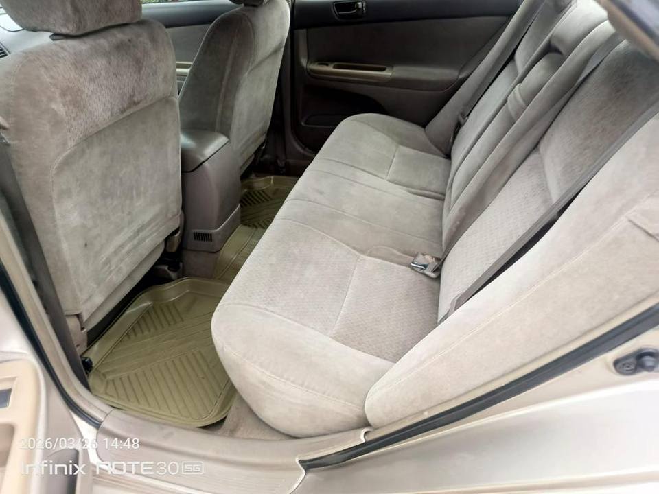 A picture of Toyota Camry 2004